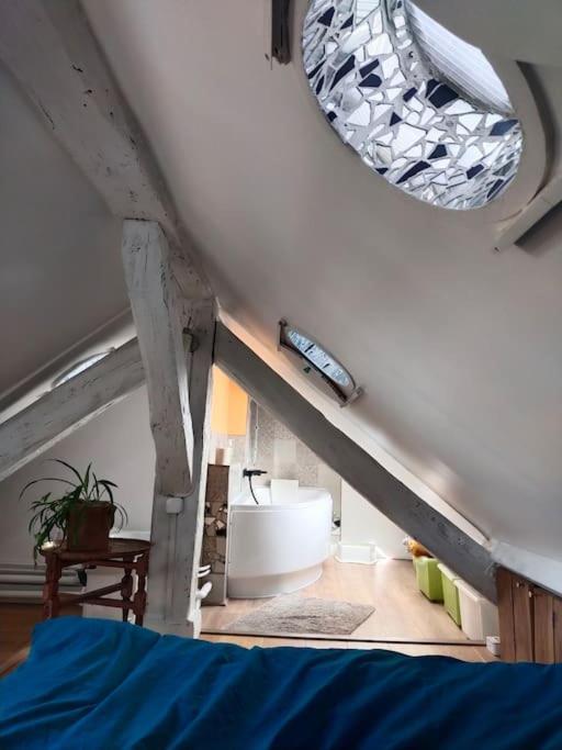 Studio Sous Les Toits Et Mezzanine - Vincennes Exterior photo